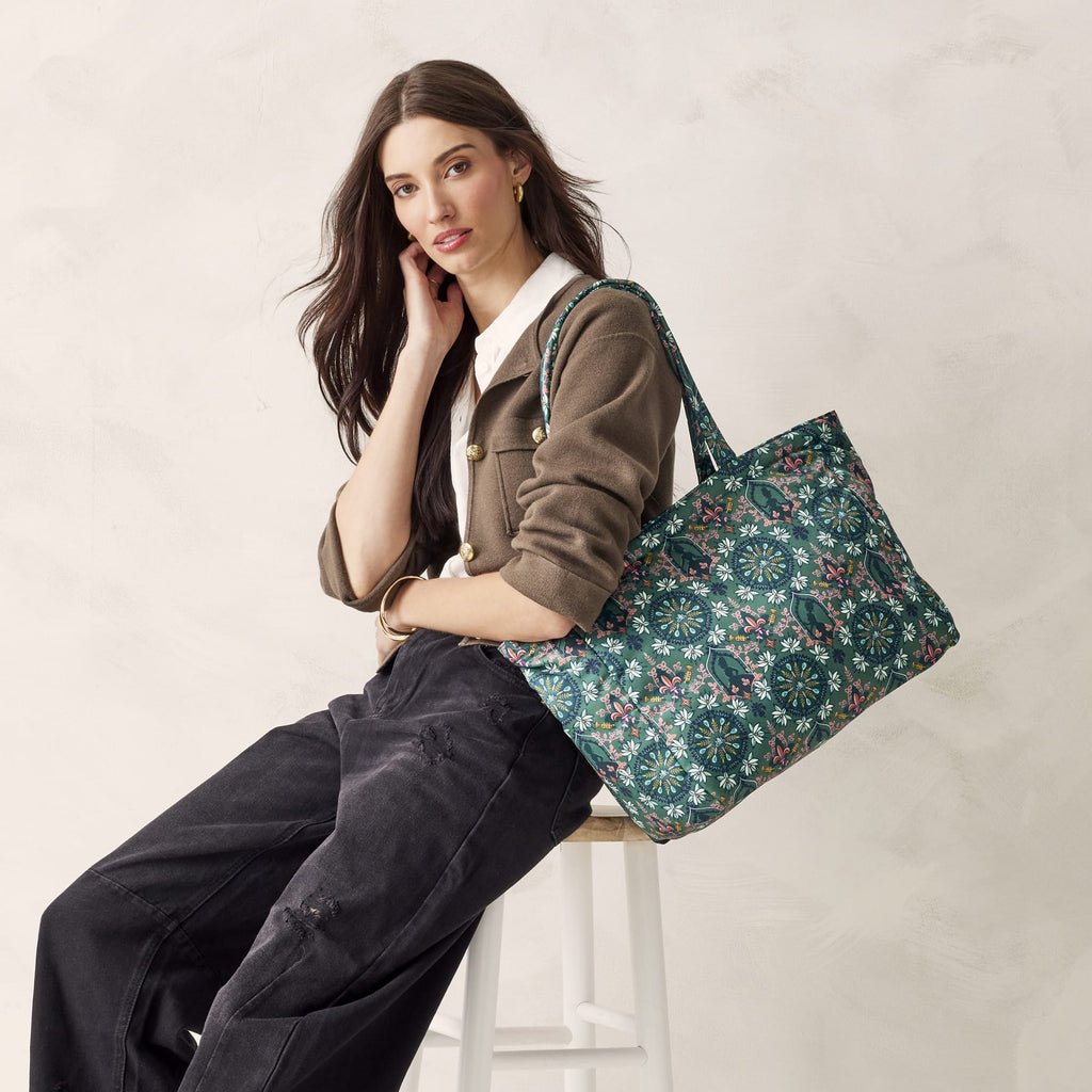 Disney Hathaway Tote-Tiana Silhouette Medallion-Image 2-Vera Bradley