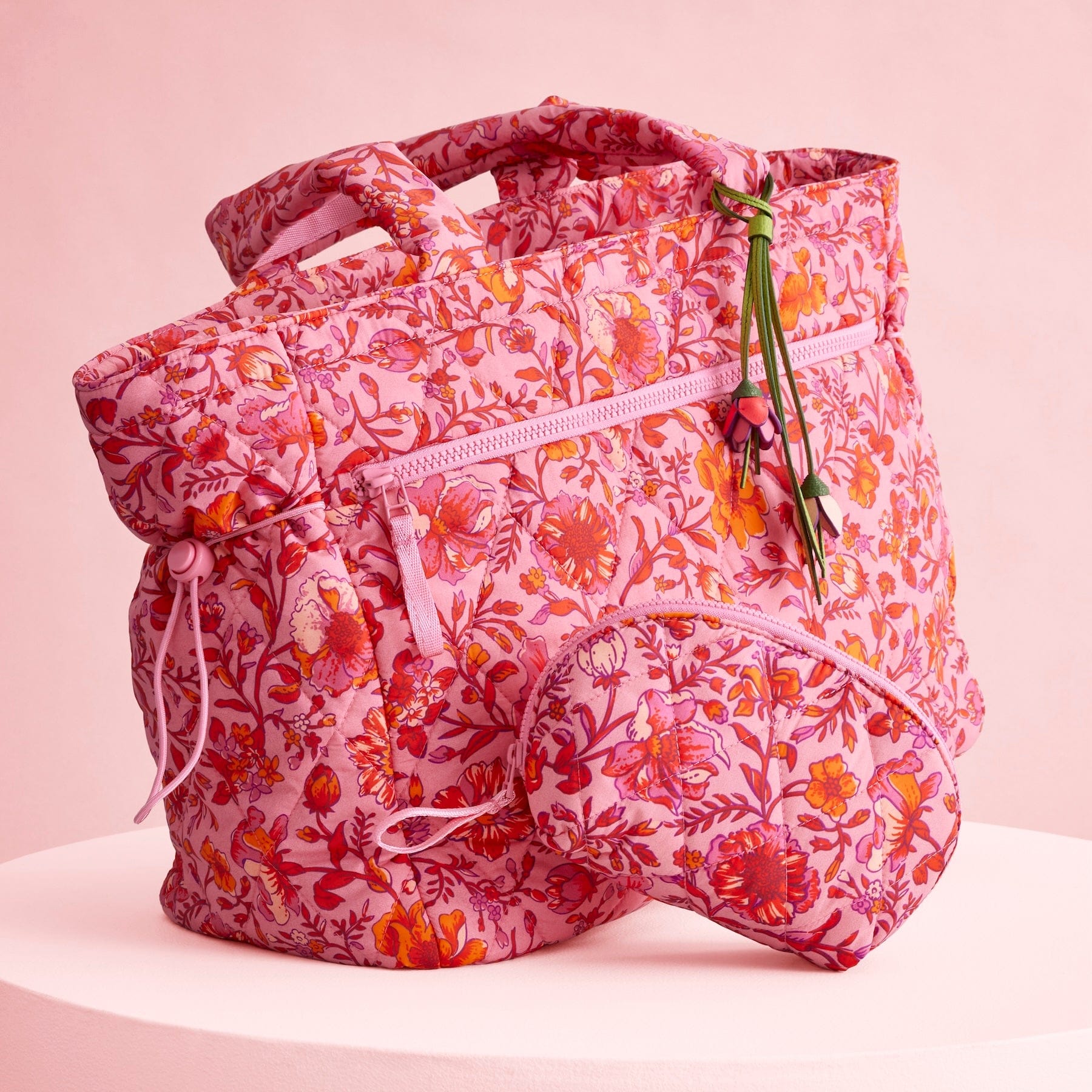Hathaway Tote Bag-Flourishing Garden-Image 6-Vera Bradley