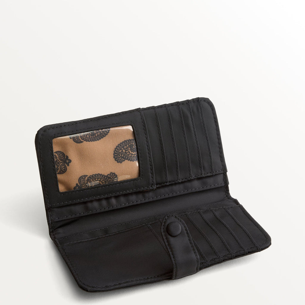 Tab Wallet-Image 3-Vera Bradley